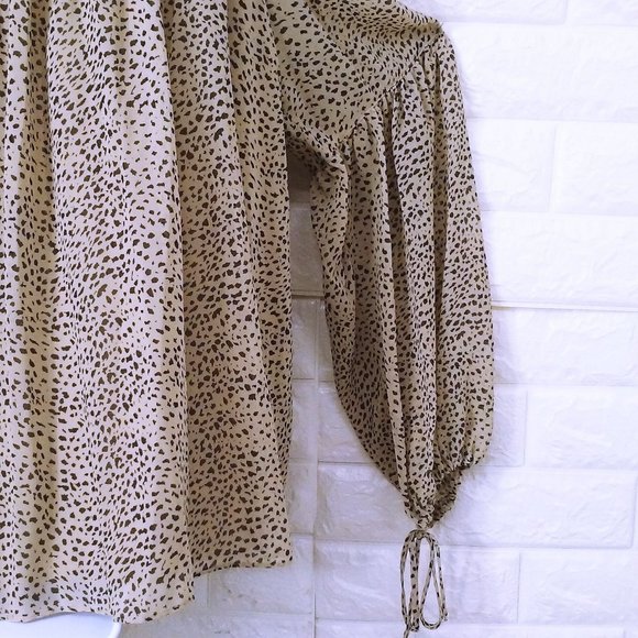 NWT Halston Animal Print Romantic Poet Blouse BabyDoll Top -XL Balloon LSL Beige - Picture 7 of 12
